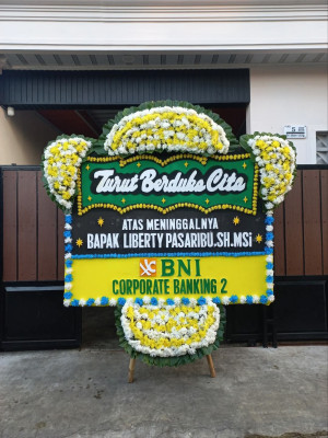 Papan Bunga Duka di Sawahan